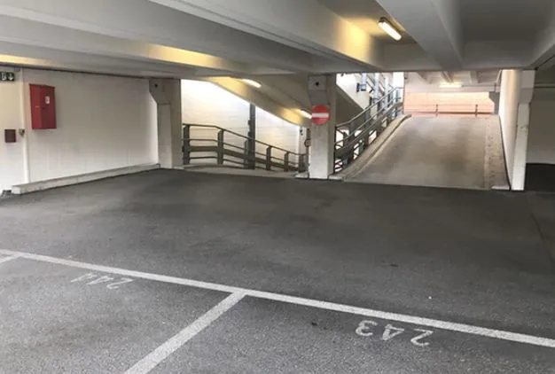Airport Shuttle Parking