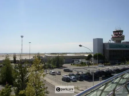 Parcheggio Speedy Park Aeroporto Venezia foto 1