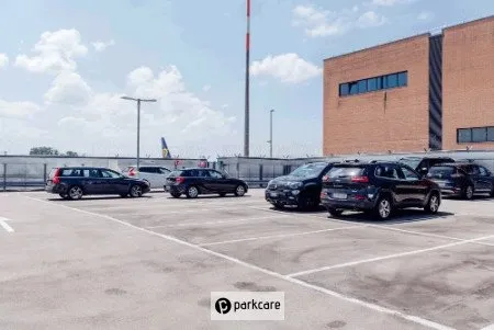 Parcheggio Park B1 Aeroporto Treviso foto 2